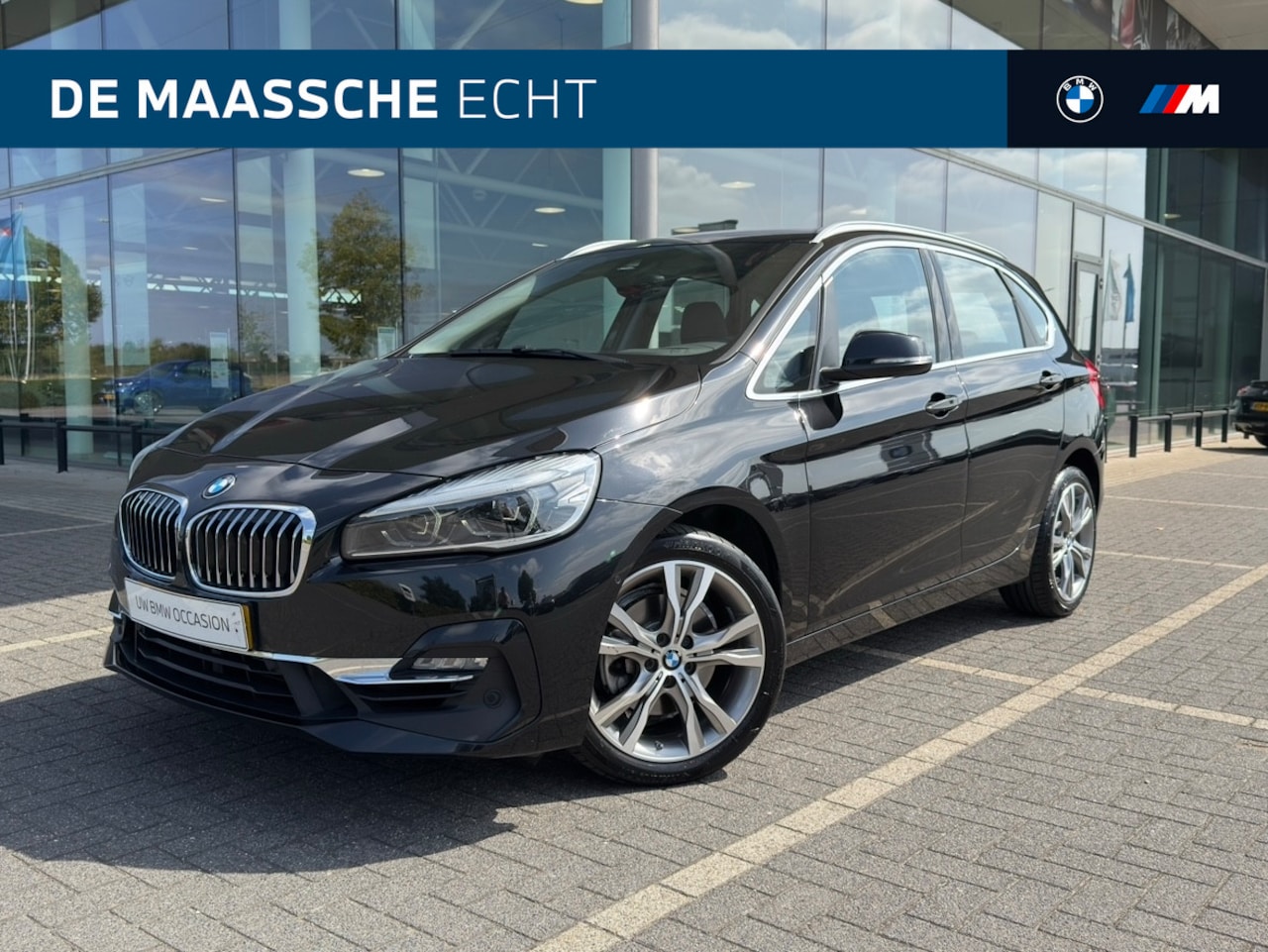BMW 2-serie Active Tourer - 220i High Executive Luxury Line Automaat / Trekhaak / Achteruitrijcamera / Comfort Access - AutoWereld.nl