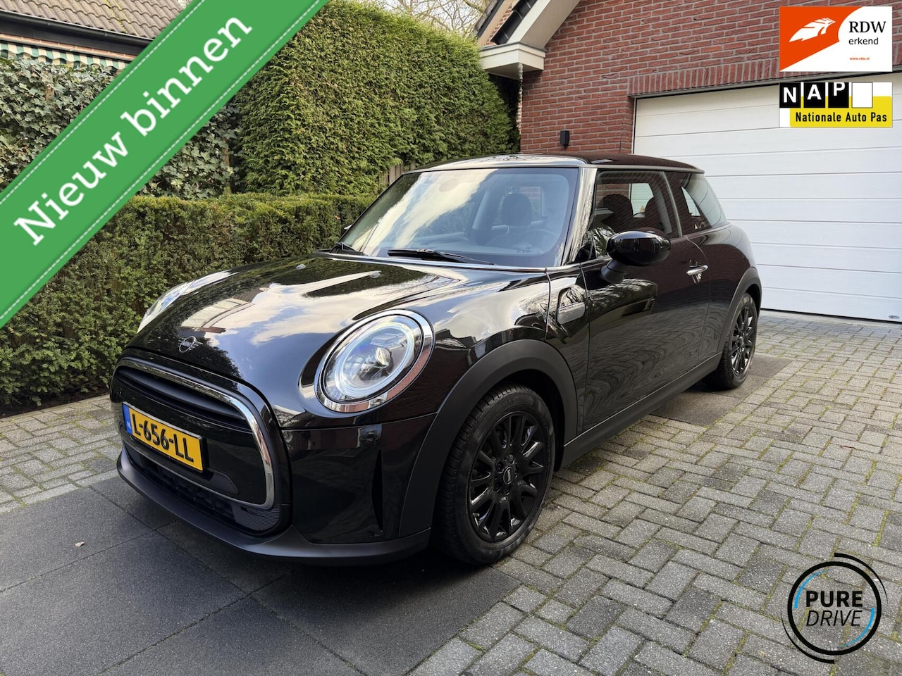 MINI Cooper - Mini 1.5 Essential - AutoWereld.nl