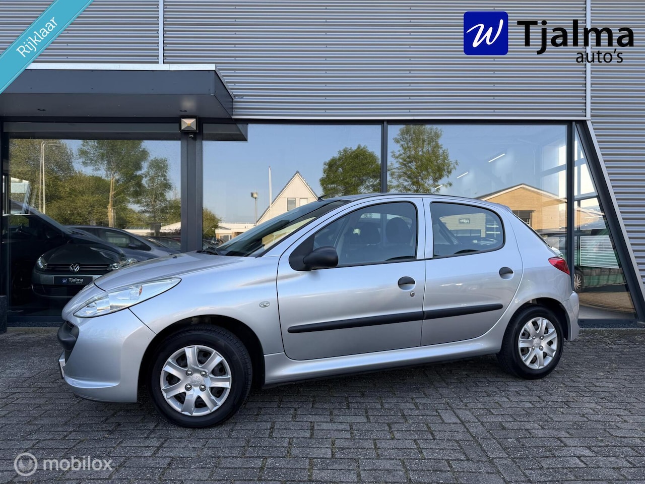 Peugeot 206 - 1.1 XR airco 5-deurs trekh 137DKM - AutoWereld.nl