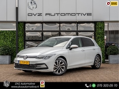 Volkswagen Golf - 1.0 eTSI Life Business