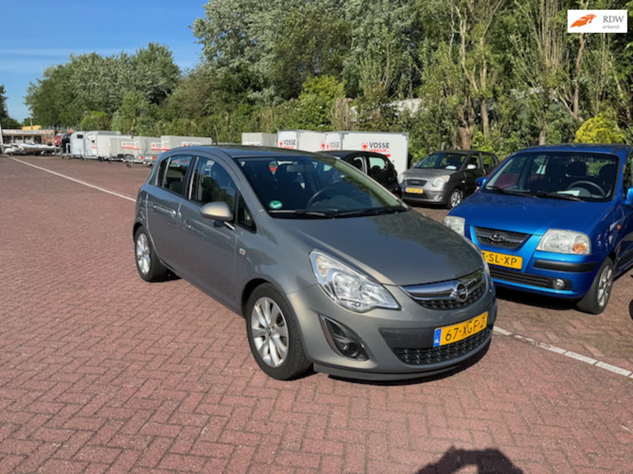 Opel Corsa - 1.4-16V Cosmo Airco! elektrische ramen! centrale deurvergrendeling op afstandsbediening! - AutoWereld.nl