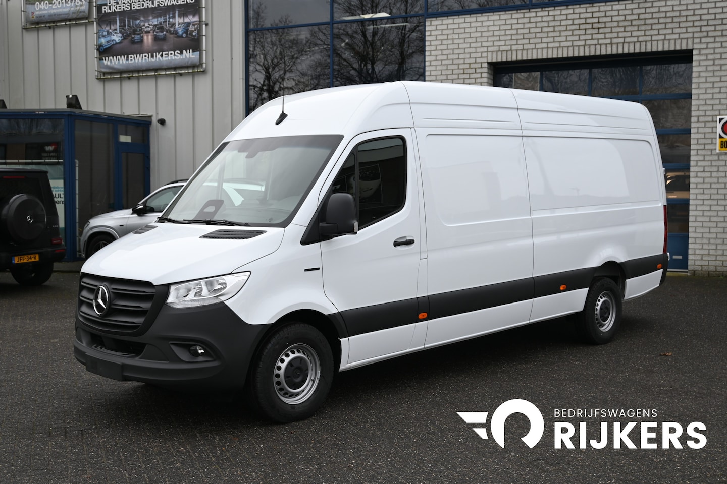 Mercedes-Benz eSprinter - 314 L3H2 Pro RWD 81kWh Smartphone integratiepakket, DC-opladen 115kW - AutoWereld.nl