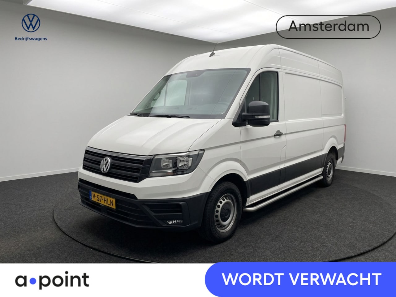 Volkswagen Crafter - 35 2.0 TDI L3H3 Highline EURO VI 140 pk Automaat | Navigatie | Trekhaak | Parkeersensoren - AutoWereld.nl