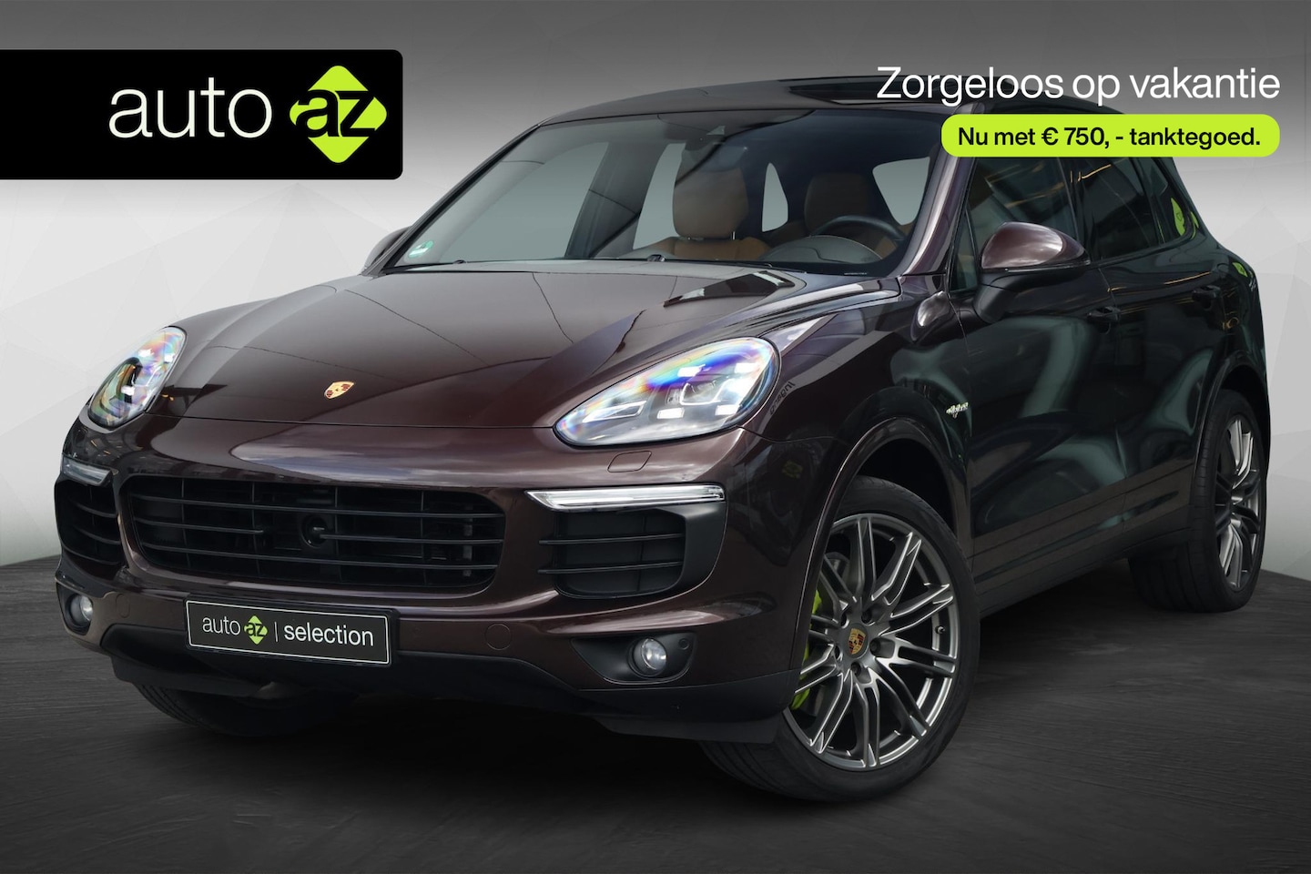 Porsche Cayenne - 3.0 S E-Hybrid Platinum Edition / Panorama / Luchtvering / Trekhaak / BOSE - AutoWereld.nl