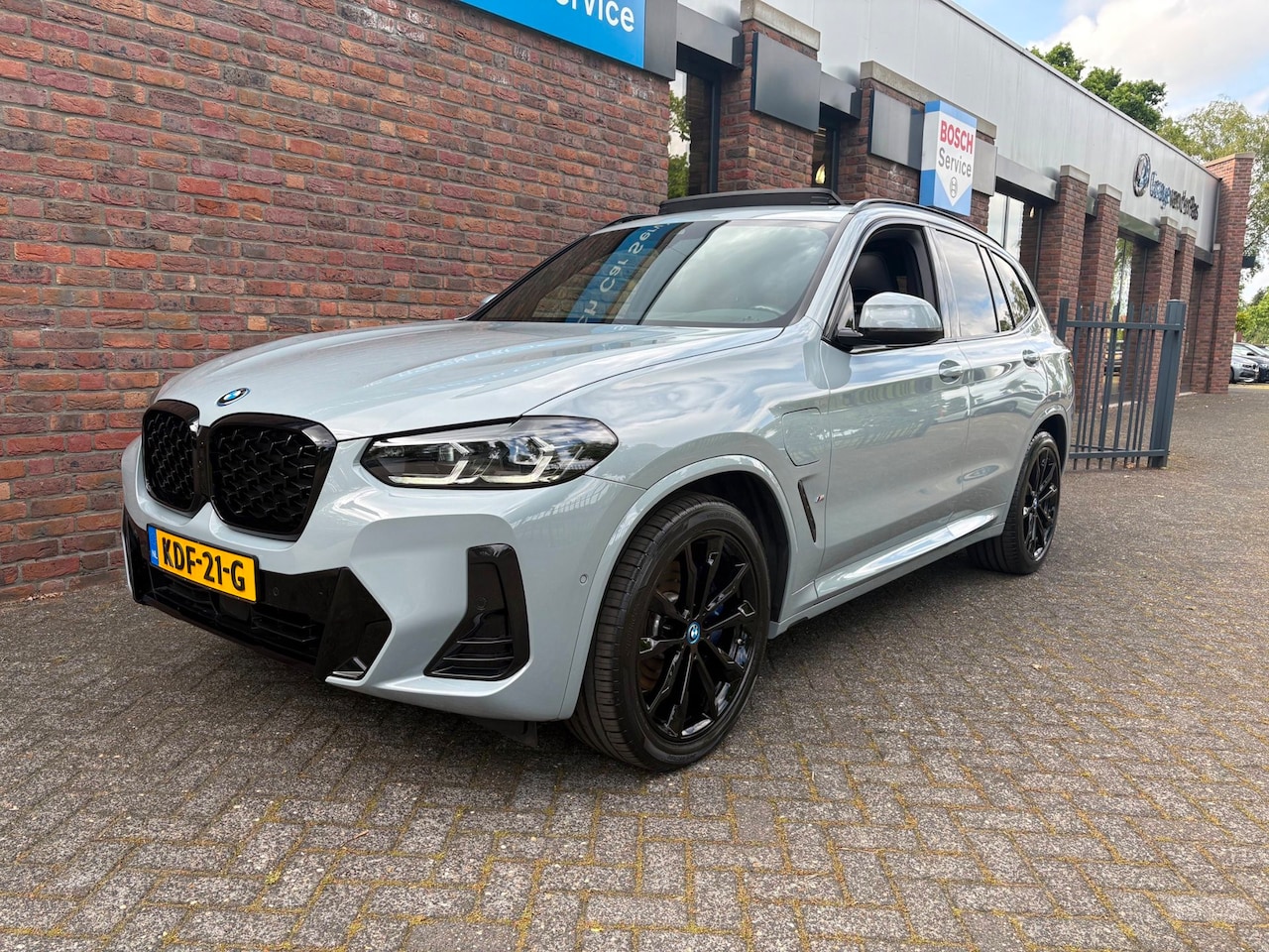 BMW X3 - XDrive30e High Executive M-sport Panoramadak|M-stoelen|Head-up|Camera - AutoWereld.nl