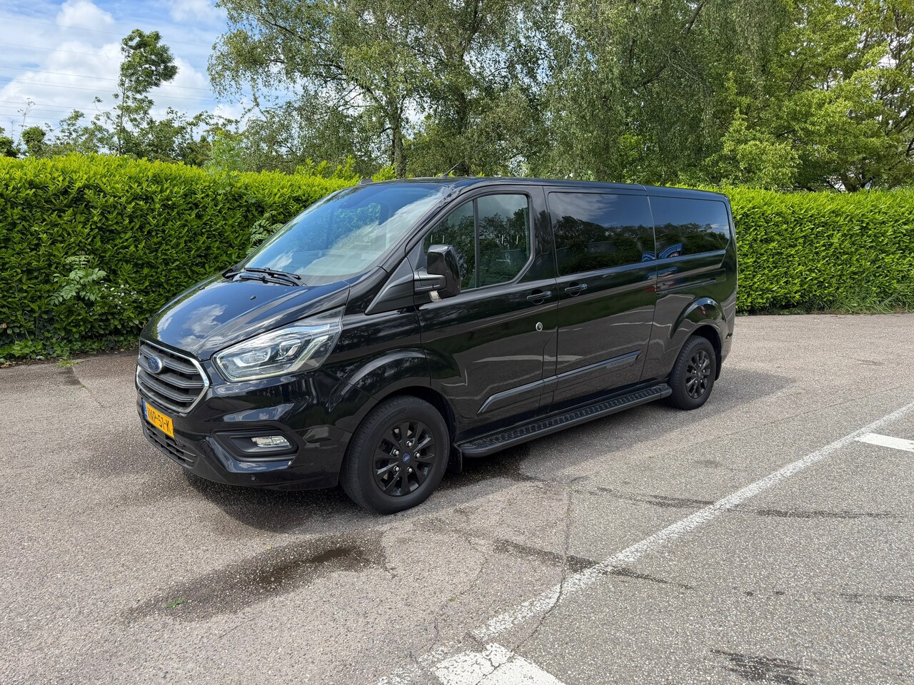 Ford Transit Custom - 320 2.0 TDCI L2H1 Dubbel Cabine | Automaat | Leder | Trekhaak | Stoelverwarming - AutoWereld.nl