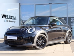 MINI Cooper - Hatchback Classic / Sportstoelen / LED / Navigatie / Extra getint glas achter / Leder