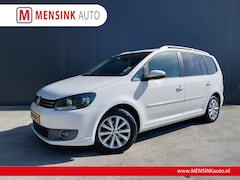 Volkswagen Touran - 1.2 TSI Highline BlueMotion PANO DAK NAVI CRUISE TREKHAAK