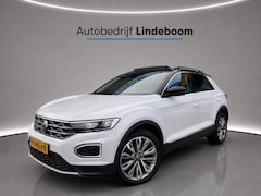Volkswagen T-Roc - 1.0 TSI Style Panoramadak Adaptive Cruise Control