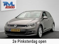 Volkswagen Golf - 1.0 TSI Connected Series | Origineel NL | PDC | Trekhaak | Navigatie | Cruise/Control | Cl