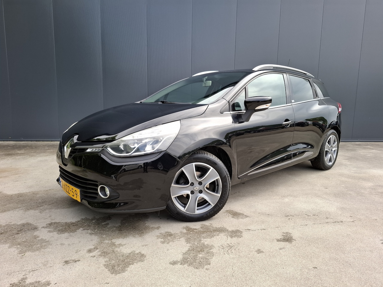 Renault Clio Estate - 0.9 TCe Night&Day LED NAVI CRUISE AIRCO TREKHAAK - AutoWereld.nl