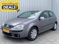 Volkswagen Golf - 1.6 FSI Comfortline|Nieuwe Apk|Airco|