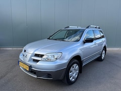Mitsubishi Outlander Sport - 2.0 Invite+ TREKHAAK | AIRCO | NAP