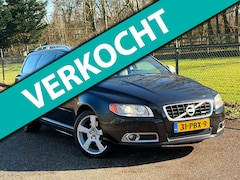 Volvo V70 - 2.0T R-Edition /Xenon/Navi/Trekhaak/Automaat/