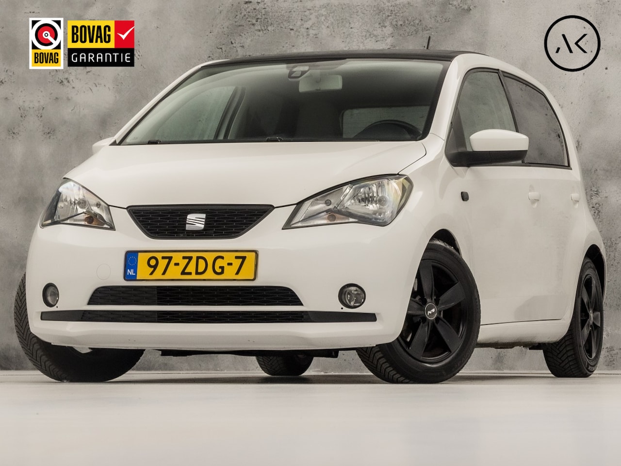 SEAT Mii - 1.0 Sport (5 DEURS, SCHUIFDAK, NAVIGATIE, BLUETOOTH, CRUISE, AIRCO, SPORTSTOELEN, PAKEERSE - AutoWereld.nl