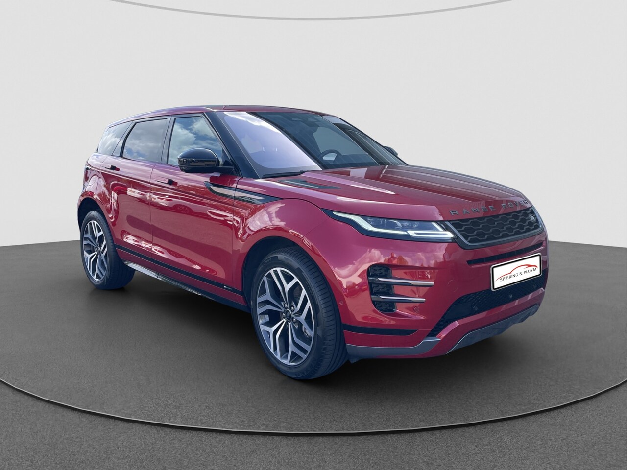 Land Rover Range Rover Evoque - 1.5 P300e AWD R-Dynamic HSE | Pano | Virtual | Adaptive | Elek achtklep - AutoWereld.nl