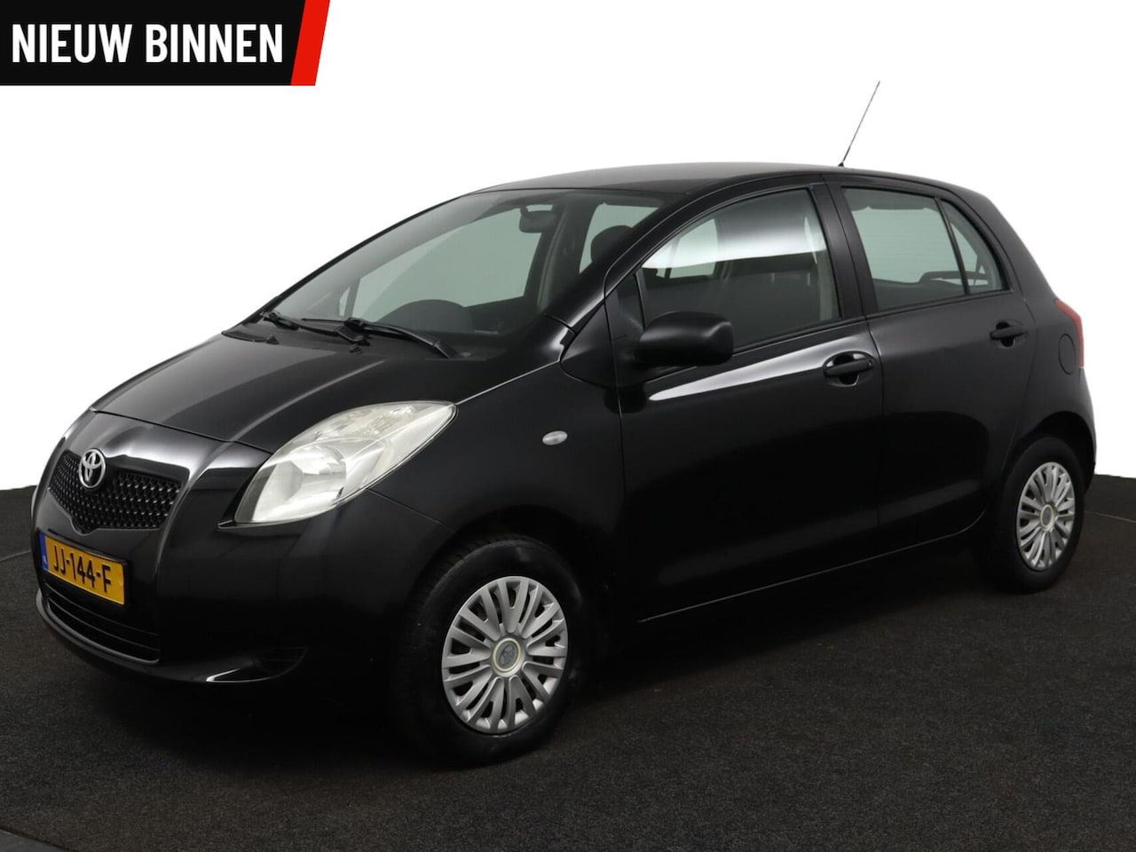 Toyota Yaris - 1.0 VVT-i Terra 1.0 VVTi Terra 5-deurs - AutoWereld.nl