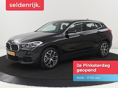 BMW X2 - xDrive25e Executive | SOH 88% | Camera | Navigatie | Full LED | Park Assist | Climate cont