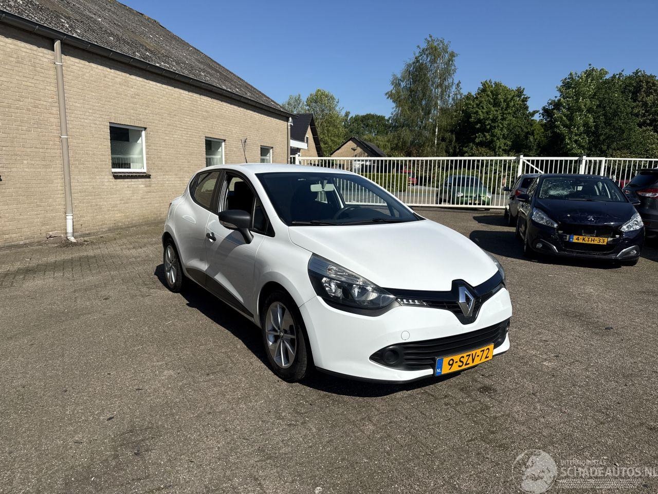 Renault Clio - 0.9 TCe Authentique 0.9 TCe Authentique - AutoWereld.nl