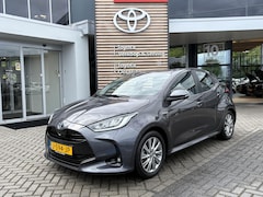 Toyota Yaris - 1.5 Hybrid First Edition NL-AUTO ADAPTIVE CRUISE KEYLESS
