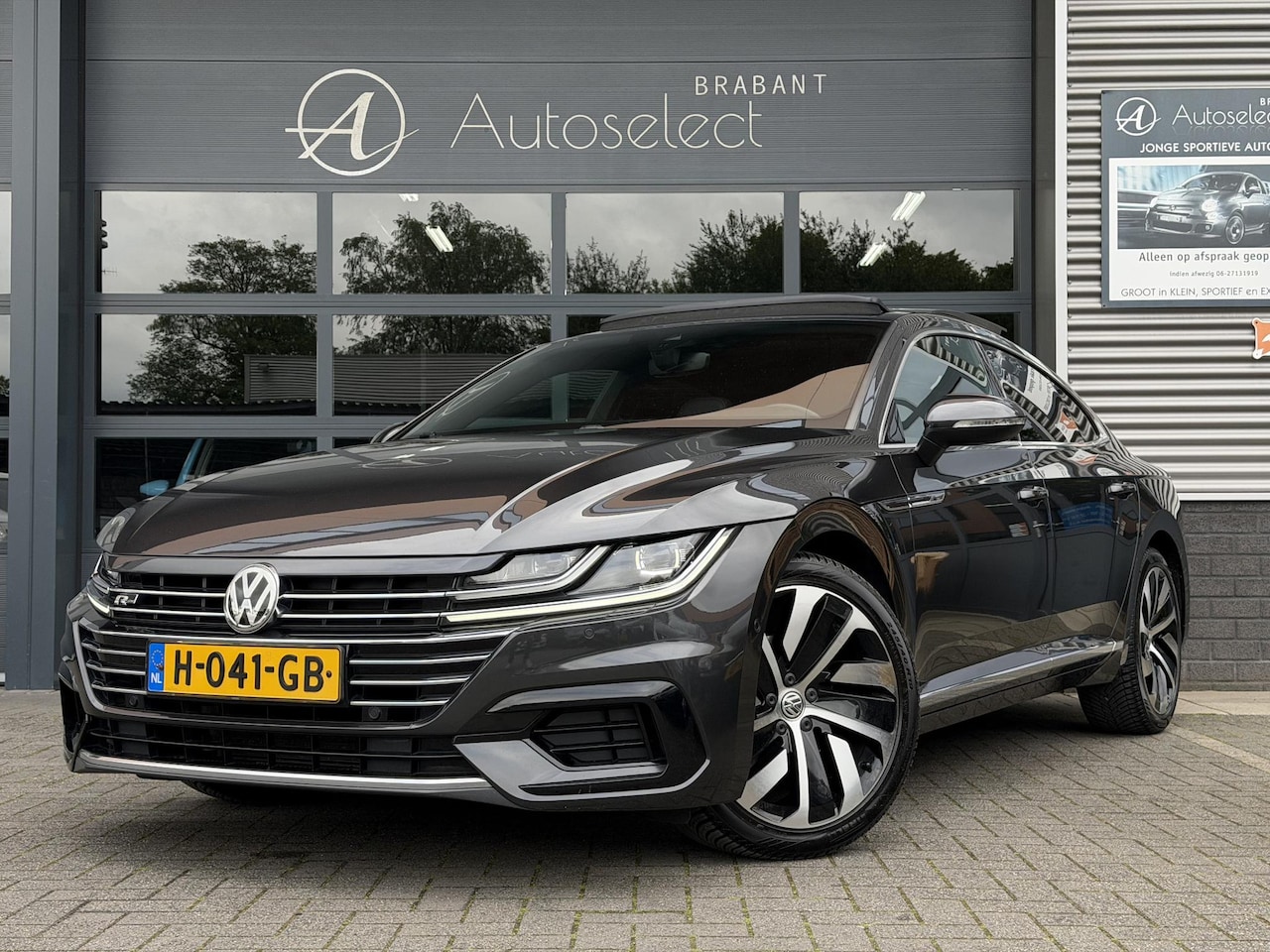 Volkswagen Arteon - 1.5 TSI R-Line DSG | Pano | Dealer Onderhouden - AutoWereld.nl