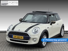 MINI Cooper - 1.5 Chili Serious Business NL-AUTO | PANODAK | LED