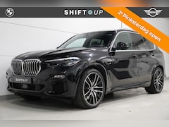BMW X5 - xDrive40i M-Sport | Panoramadak | Meesturende Achteras | Comfort Access
