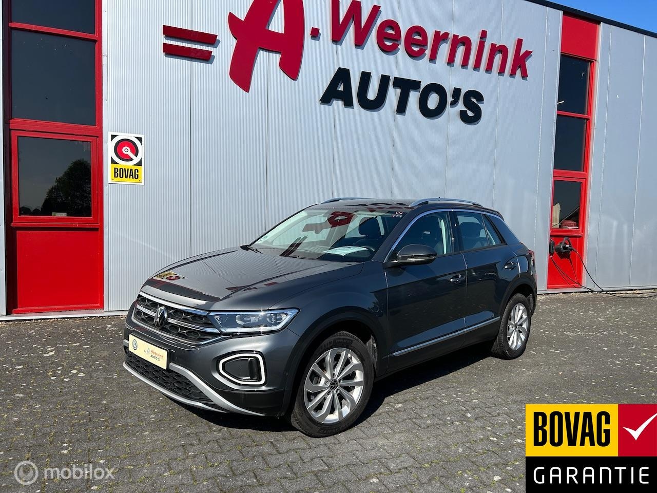 Volkswagen T-Roc - 1.5 TSI Life Business IQ drive Camera Trekhaak afneembaar - AutoWereld.nl