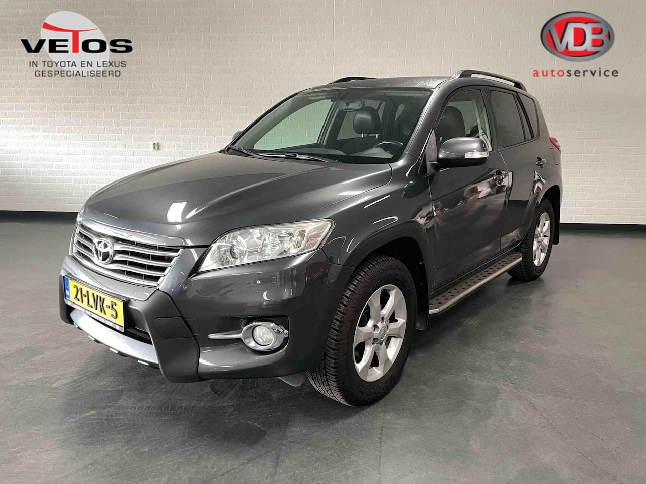 Toyota RAV4 - 2.0 VVTi 4WD Executive Business / Automaat / Trekhaak - AutoWereld.nl