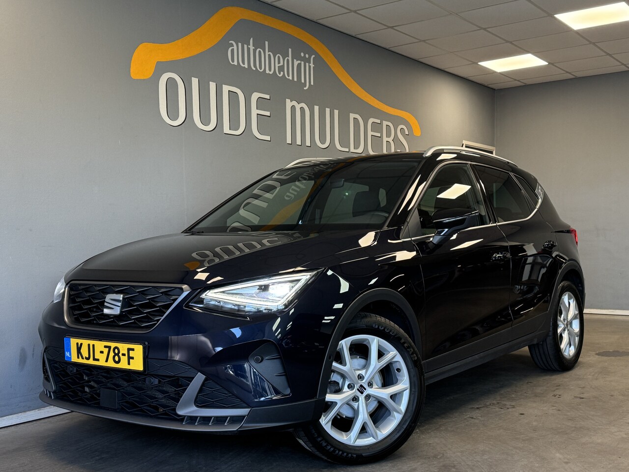SEAT Arona - 1.0 TSI FR-Line ACC/Carplay/Sensoren/Stoelverwarming/Sfeerverlichting - AutoWereld.nl
