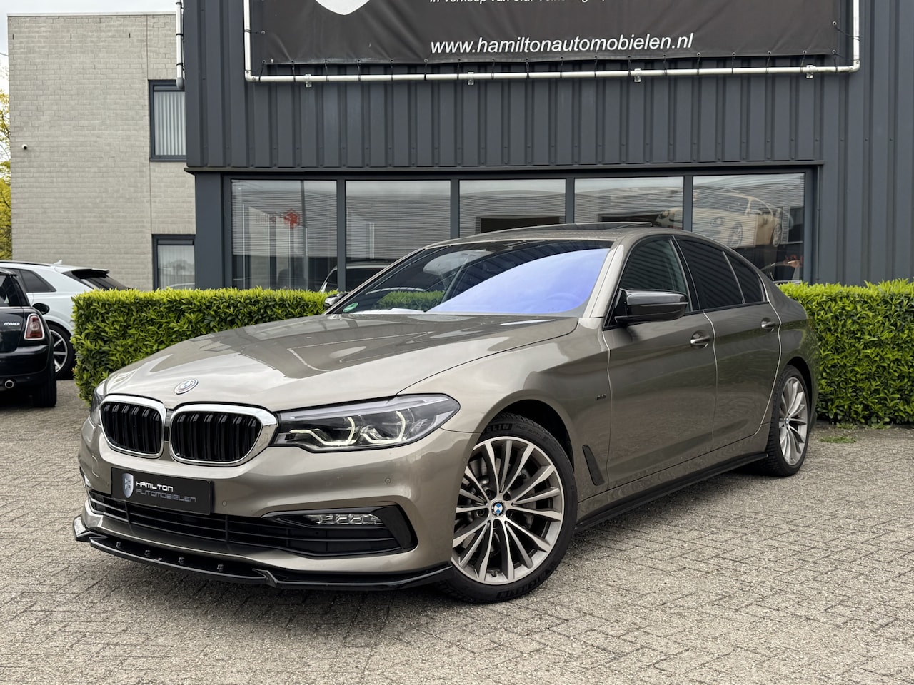BMW 5-serie - 530i High Executive Luxury Line Full Options Maxton Design NL Auto! - AutoWereld.nl