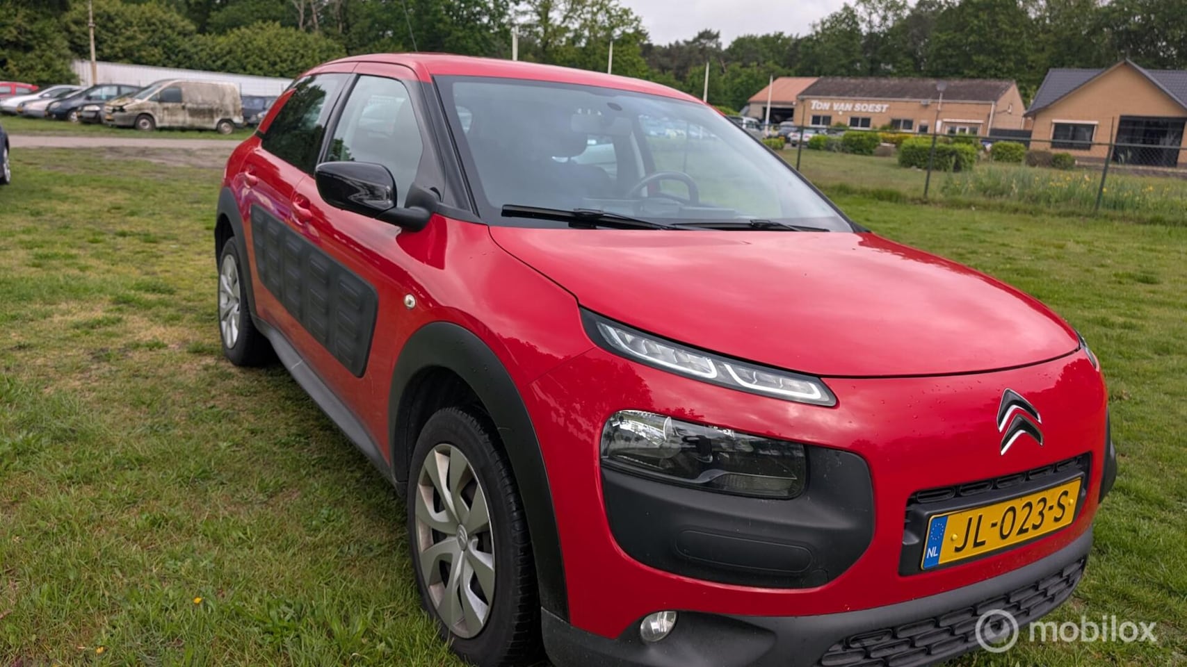 Citroën C4 Cactus - 1.2 PureTech Business 1.2 PureTech Business - AutoWereld.nl