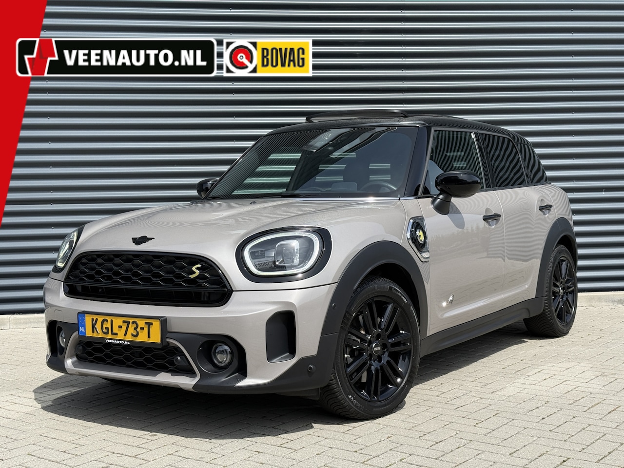 MINI Countryman - 2.0 Cooper SE ALL4 Yours Leder/Pano/H&K/Camera - AutoWereld.nl