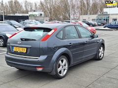 Ford Focus - €2249, -1.6-16V Ghia Nwe Apk 2027 Airco Nappas