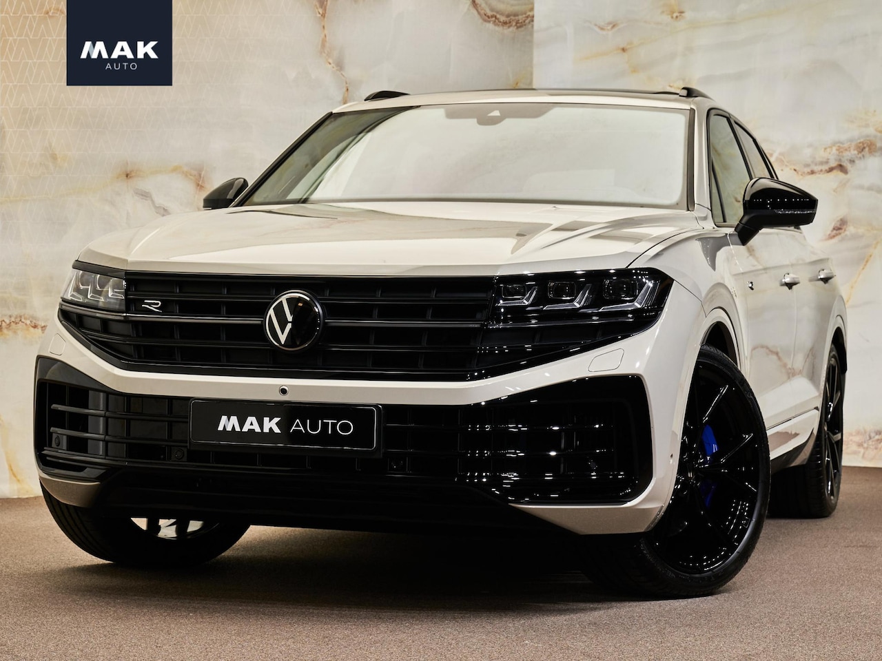 Volkswagen Touareg - R V6 eHybrid 4Motion Final Edition, pano, tr.haak, Dynaudio, 22'', luchtv., matrix-LED, me - AutoWereld.nl