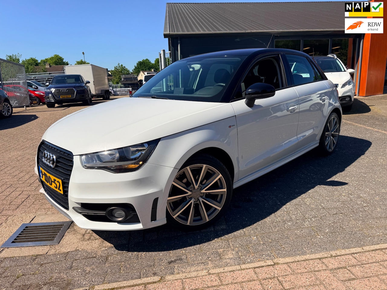 Audi A1 Sportback - 1.2 TFSI Admired/S-Line/Nl Auto/Navigatie/Lm Velgen. - AutoWereld.nl