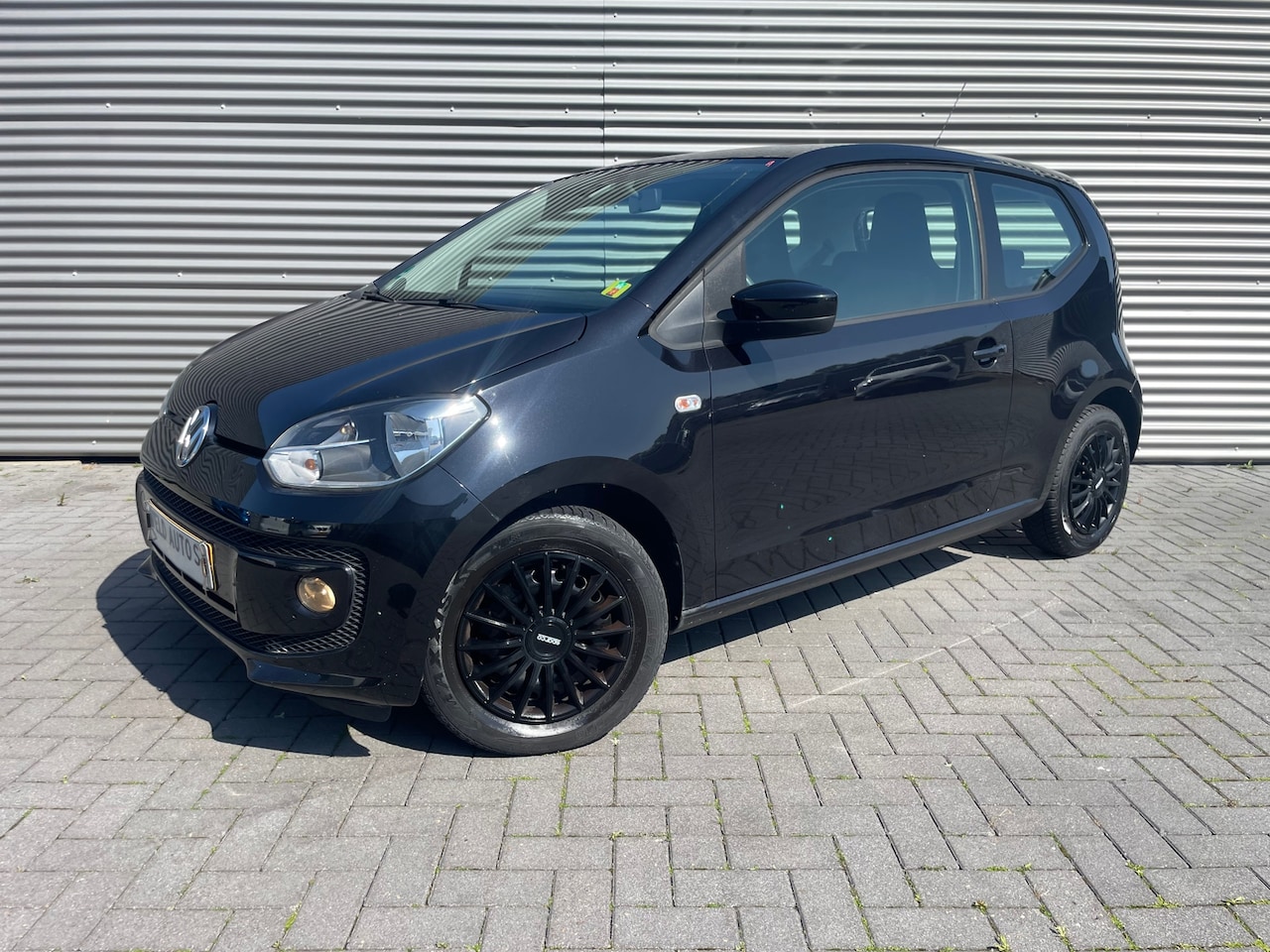 Volkswagen Up! - 1.0 AIRCO / ELEK PAKET / PDC / CRUISE CONTROL NIEUWE APK! - AutoWereld.nl