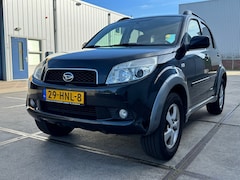 Daihatsu Terios - 1.5-16v Adventure AIRCO 4WD
