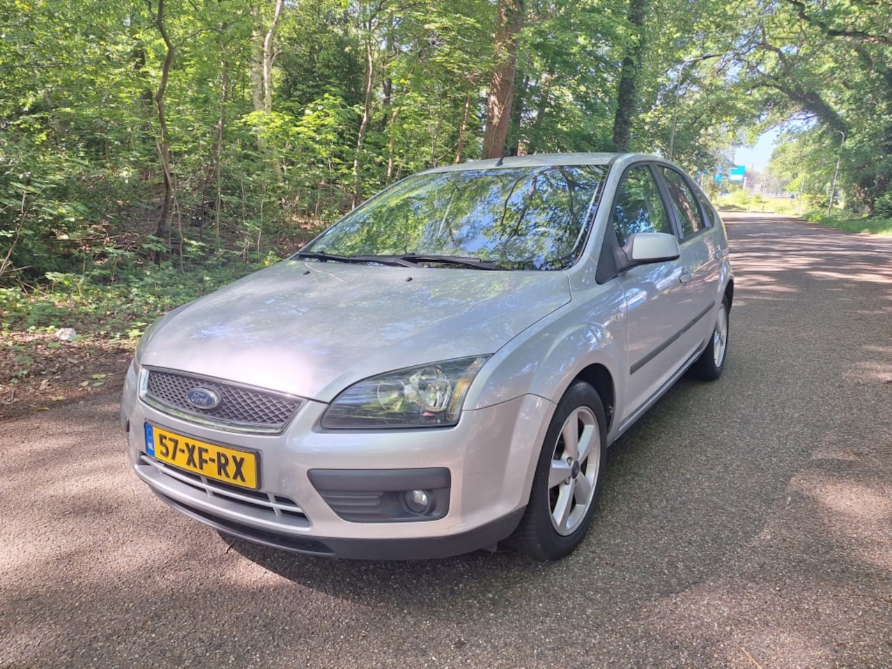 Ford Focus - 1.6-16V Futura nieuwe apk en distributie/waterpomp - AutoWereld.nl