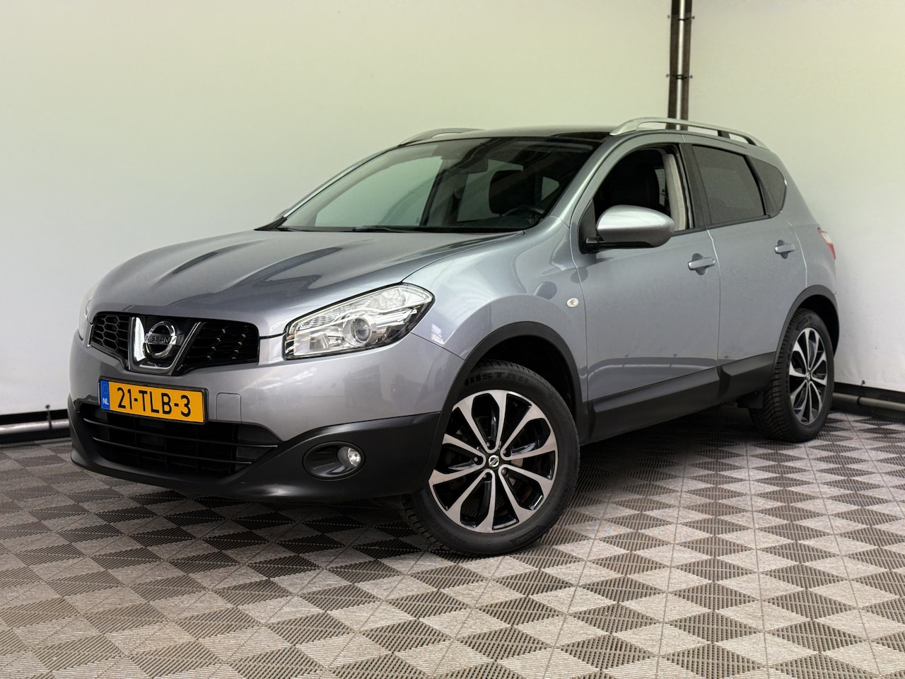 Nissan Qashqai - 1.6 Connect Edition Navi Camera Trekhaak NL Auto - AutoWereld.nl