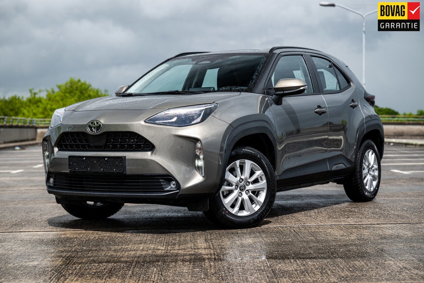 Toyota Yaris Cross - 1.5 Hybrid 115 Active | Stuur/Stoelverwarming | Parkeersensoren Voor en Achter | Achteruit - AutoWereld.nl