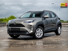 Toyota Yaris Cross - 1.5 Hybrid 115 Active | Stuur/Stoelverwarming | Parkeersensoren Voor en Achter | Achteruit