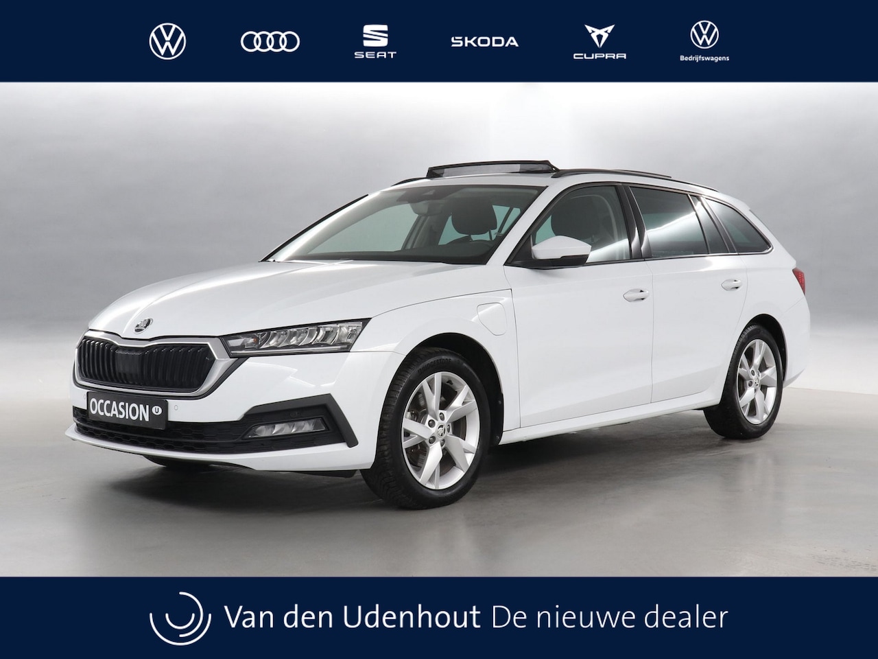 Skoda Octavia Combi - 1.4 TSI iV 204pk PHEV Business Edition / Panoramadak / Smart Link / Stoelverwarming - AutoWereld.nl