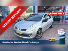 Renault Clio - 1.2-16V Special Line