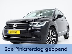 Volkswagen Tiguan - 1.4 TSI eHybrid Elegance | Panoramadak | Adaptive Cruise | Dodehoekdetectie | Virtual | LE
