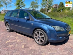 Ford Focus Wagon - 1.6-16V Futura-Airco