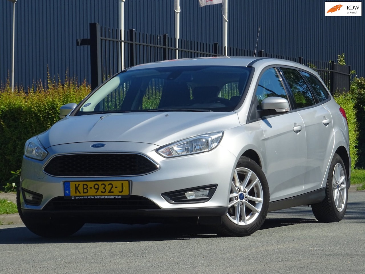 Ford Focus Wagon - 1.0 Titanium Edition CLIMA/CRUISE/NW APK - AutoWereld.nl