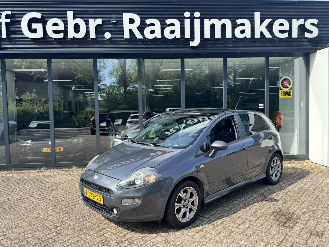 Fiat Punto Evo - 0.9 TwinAir Lounge*Panoramadak*ECC* - AutoWereld.nl