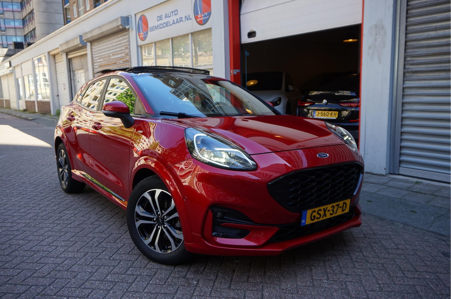 Ford Puma - 1.0 EcoBoost Hybrid ST-Line X | PANO | LEER | Adaptive + Lane + BLIS | B&O | Stuur + Stoel - AutoWereld.nl