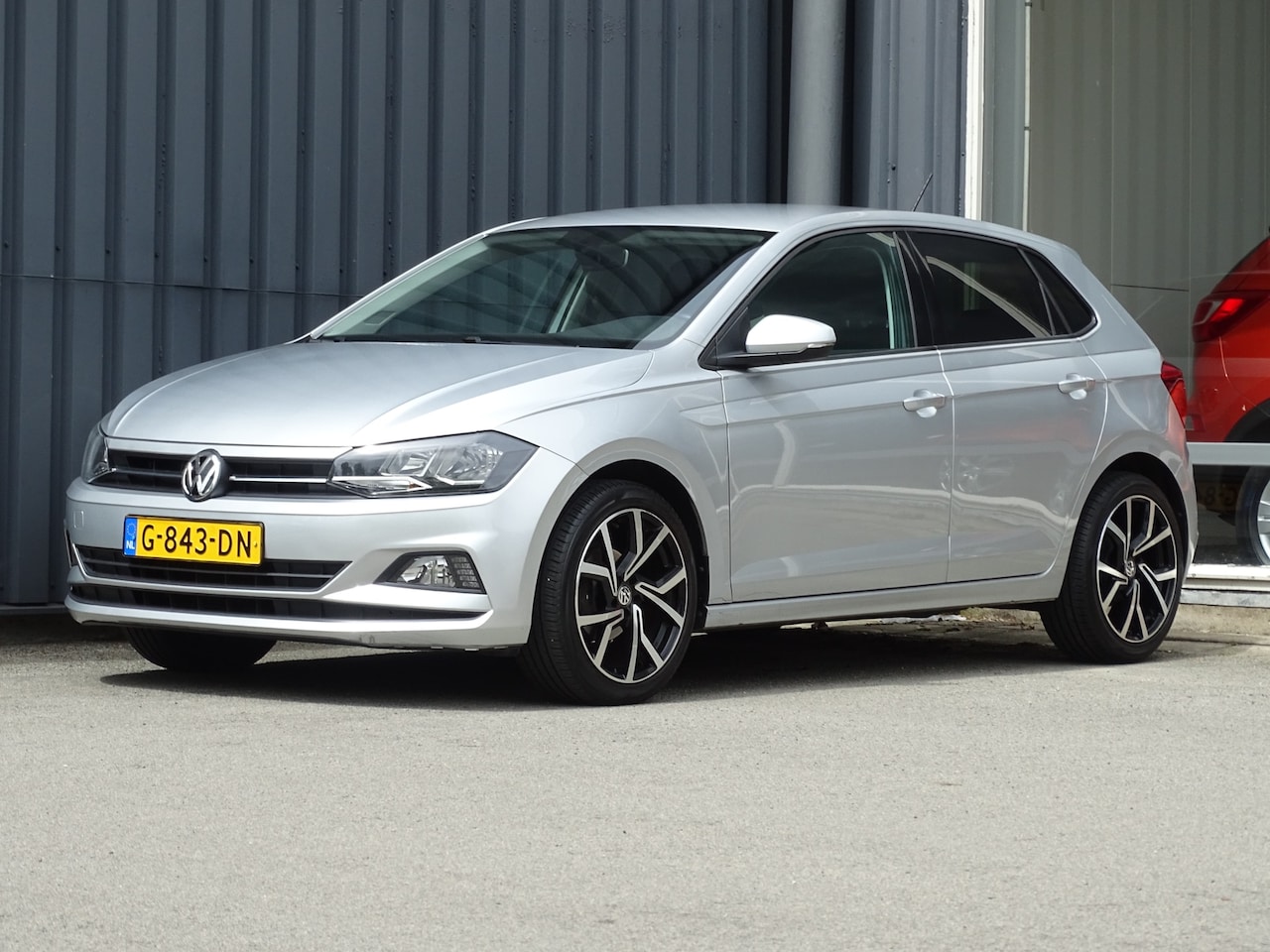 Volkswagen Polo - 1.0 MPI Comfortline | 17" | Apple Carplay/Android Auto - AutoWereld.nl